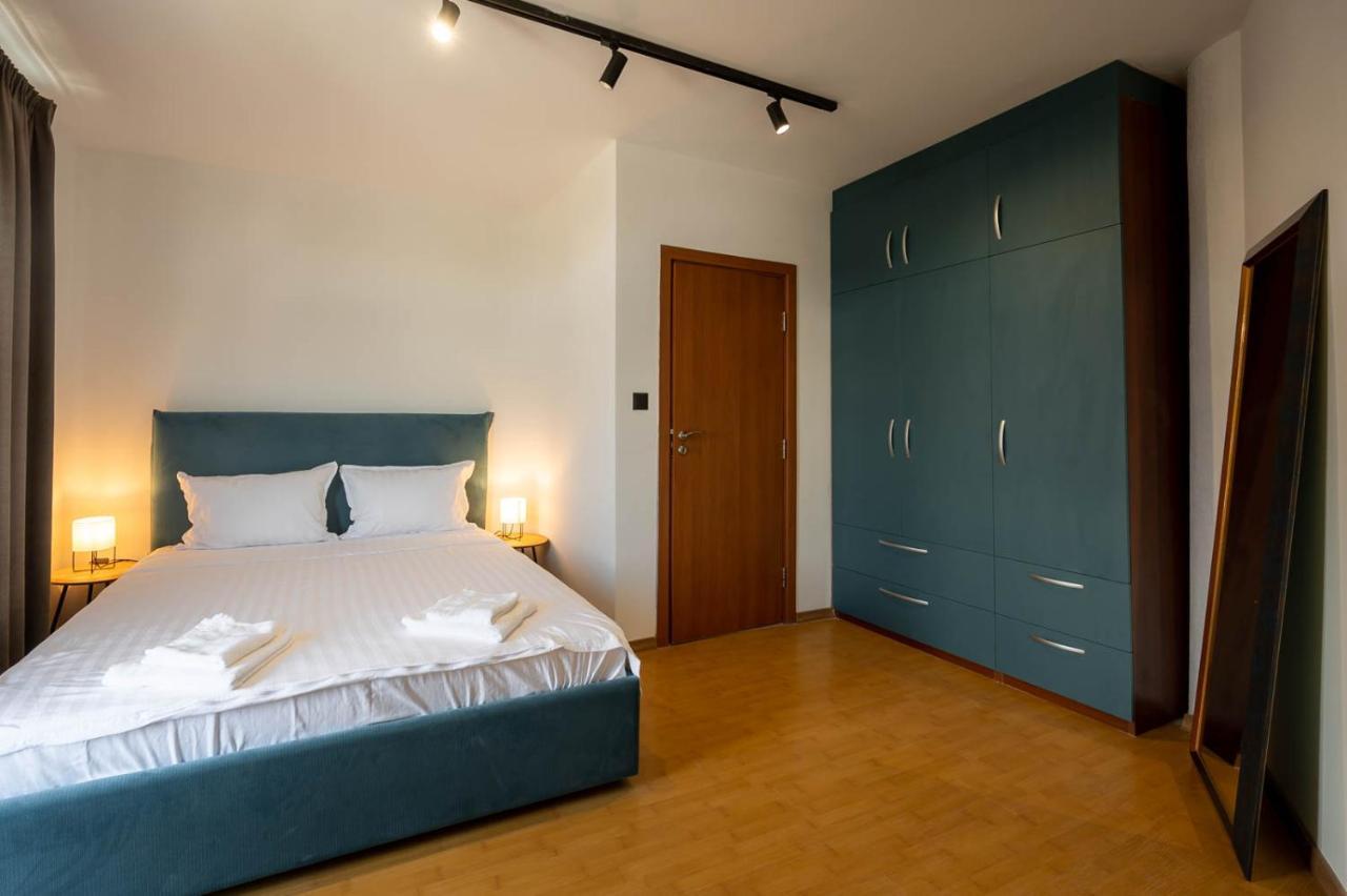Luxury Art 4 Apartment Yukarı Cuma Dış mekan fotoğraf