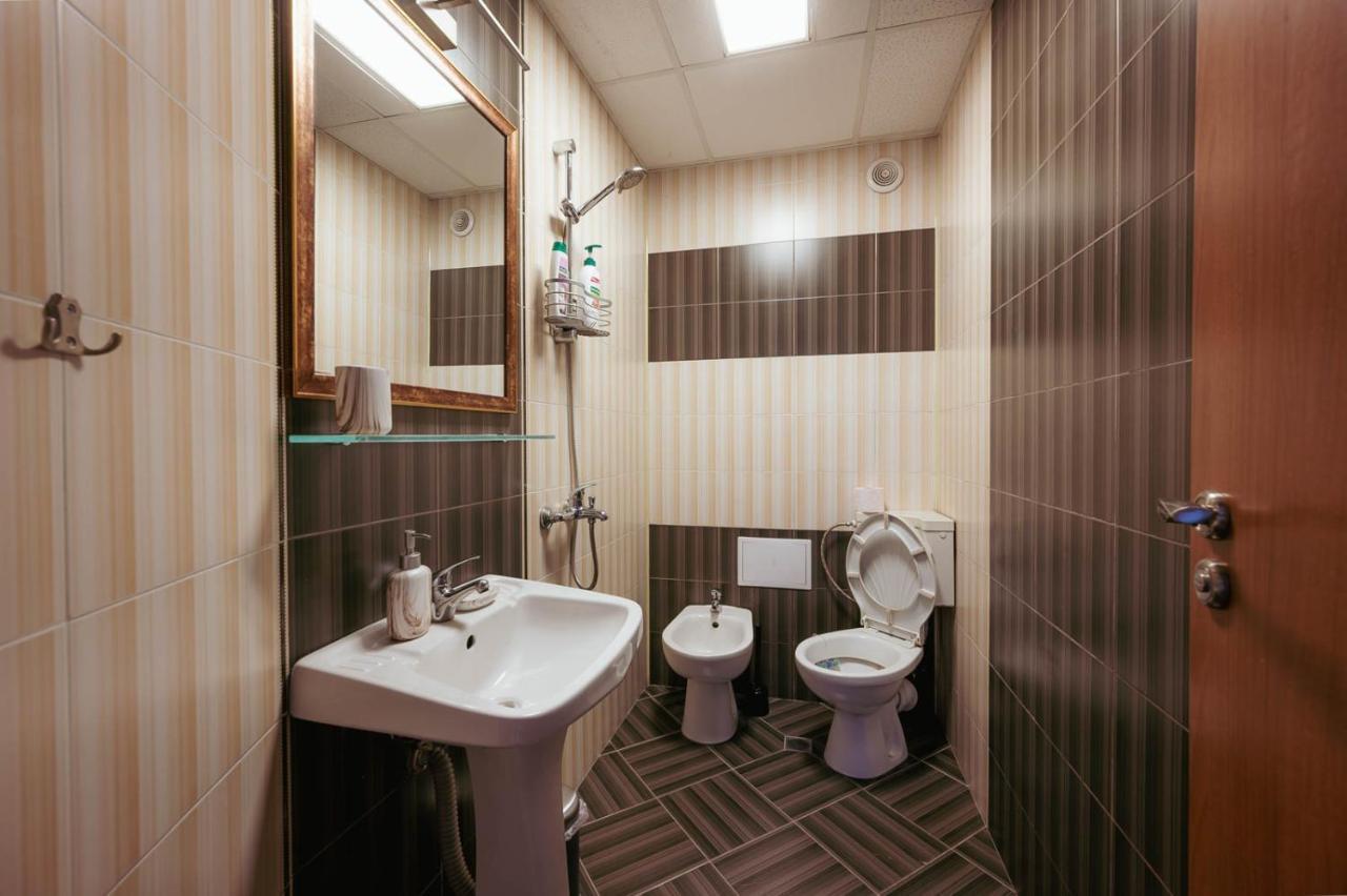 Luxury Art 4 Apartment Yukarı Cuma Dış mekan fotoğraf